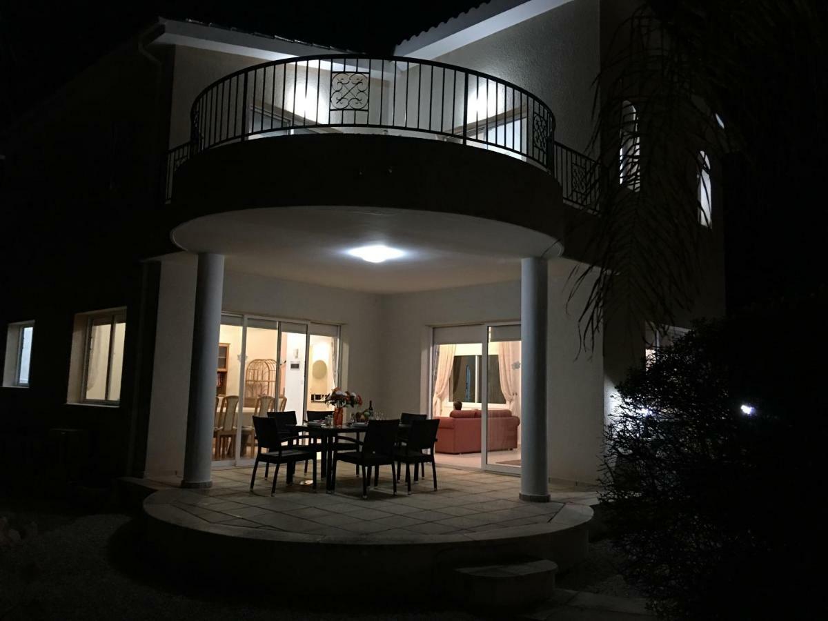Villa Anthiana Coral Bay Bagian luar foto